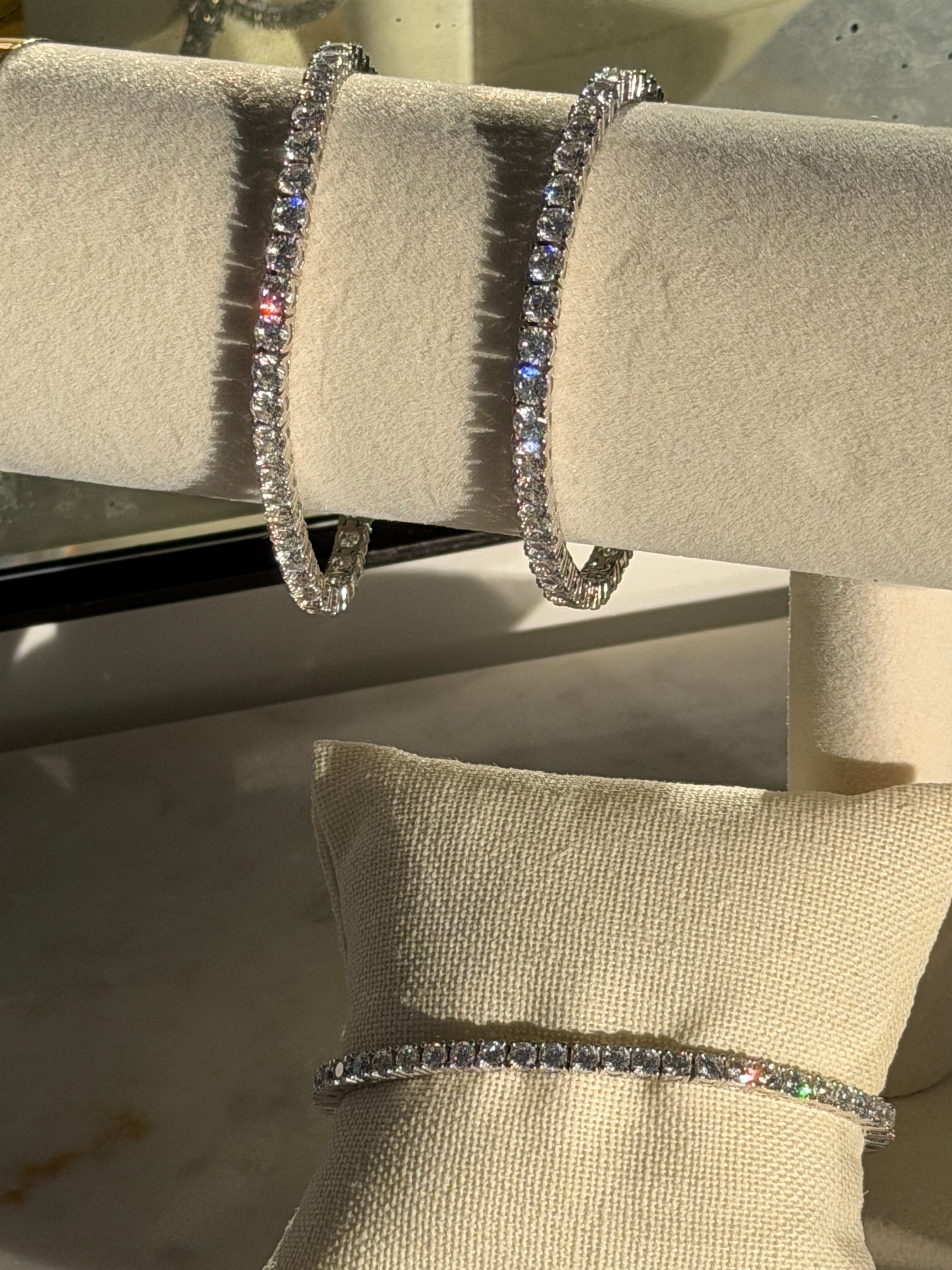 Bee Sparkle Tennis Bracelet