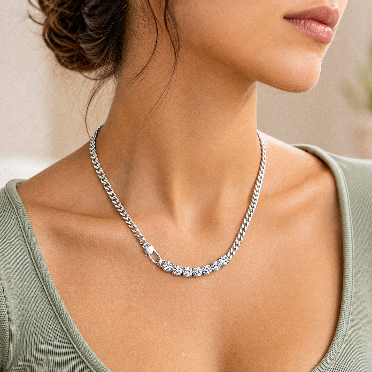 Bee Cuban Link Necklace