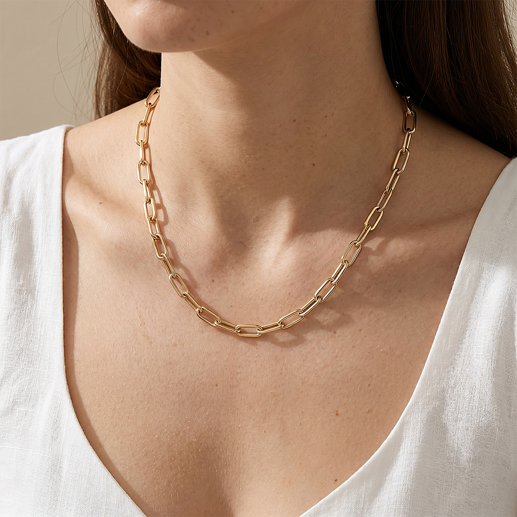 Bee Signature Paperclip Necklace