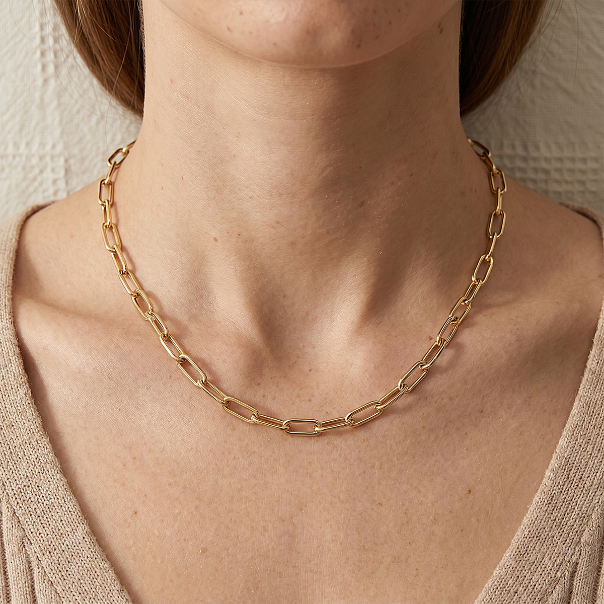 Bee Signature Paperclip Necklace