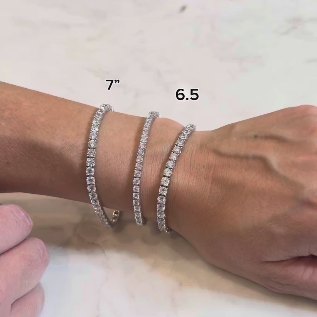 Bee Sparkle Tennis Bracelet